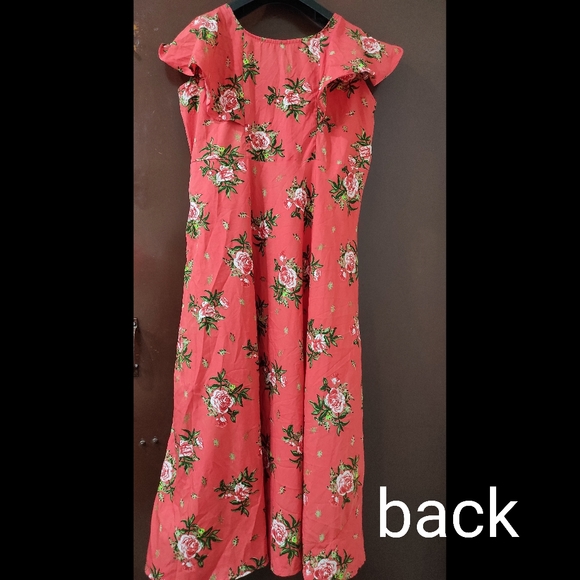 FLORAL PEACH DRESS - Picture 8 of 8